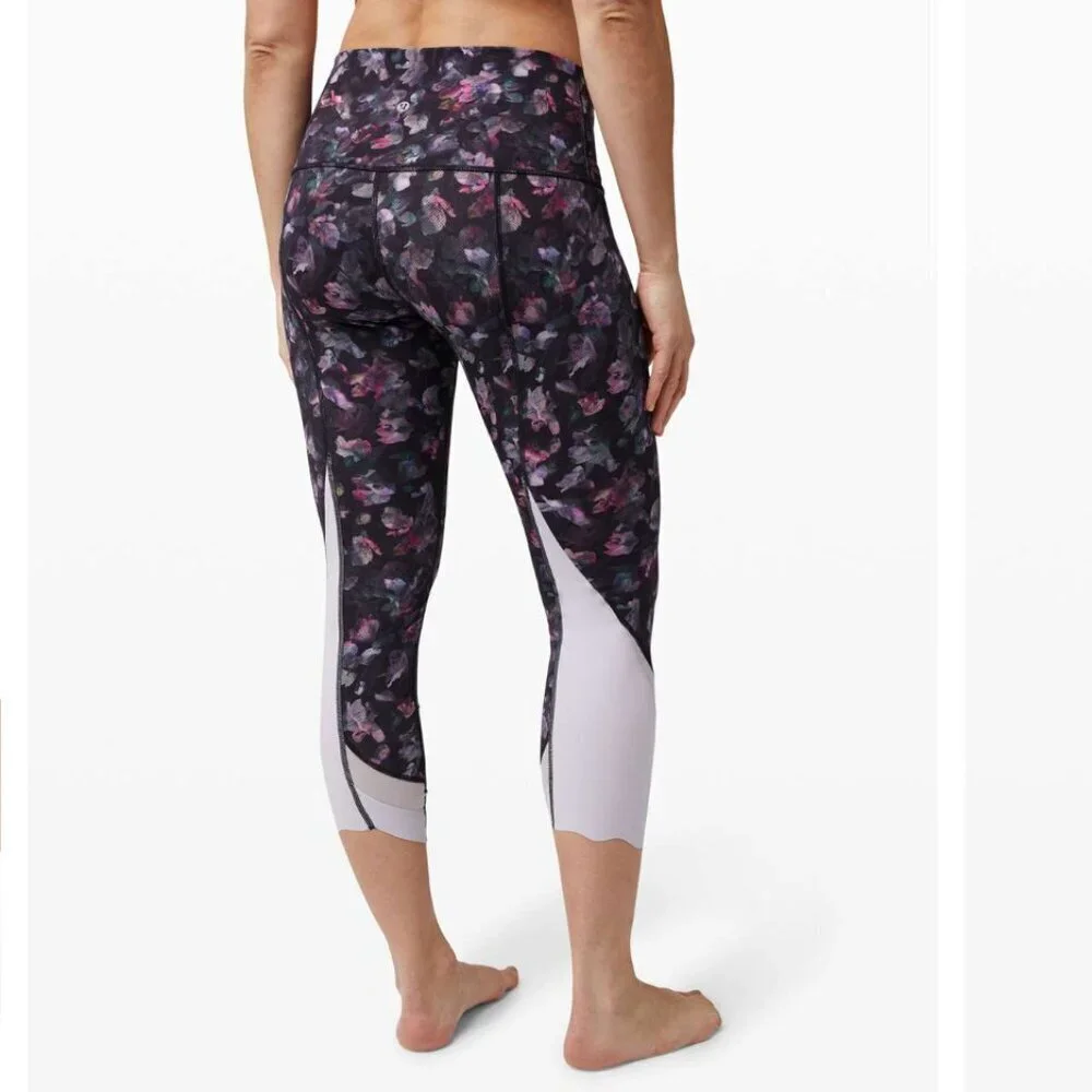 Lululemon Wunder Under Crop HR *Roll Down Scallop Full-On Luxtreme 23